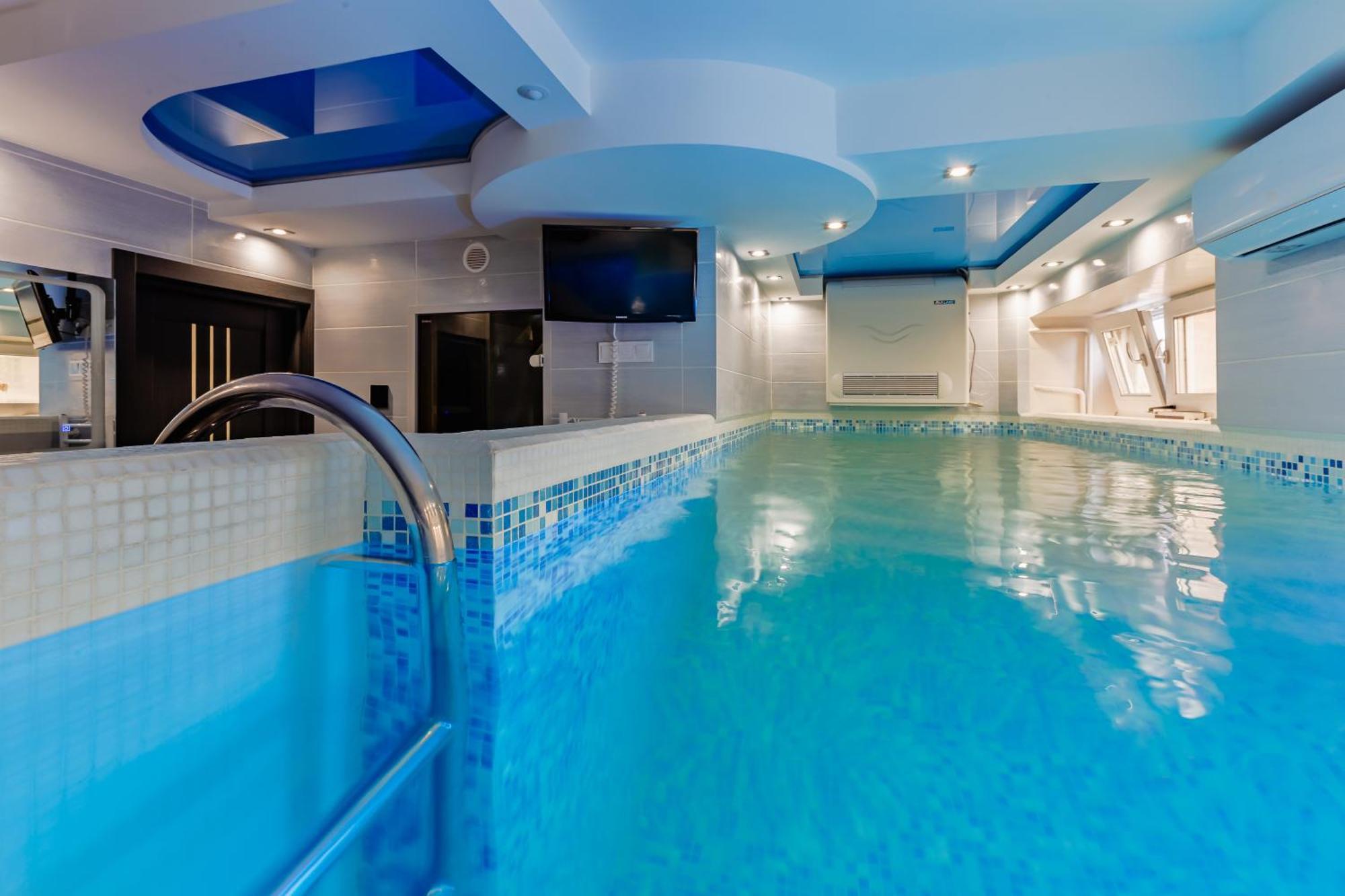 Luxury With Pool And Hammam * Kiew